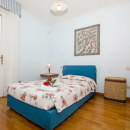 Buglio In Monte Sleeps 5 Pool Wifi *